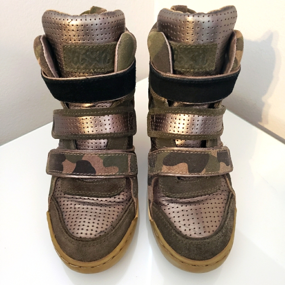 Ash Platform Trainer Army Green Gold Metallic Suede Velcro Closure Woman 38 EUC